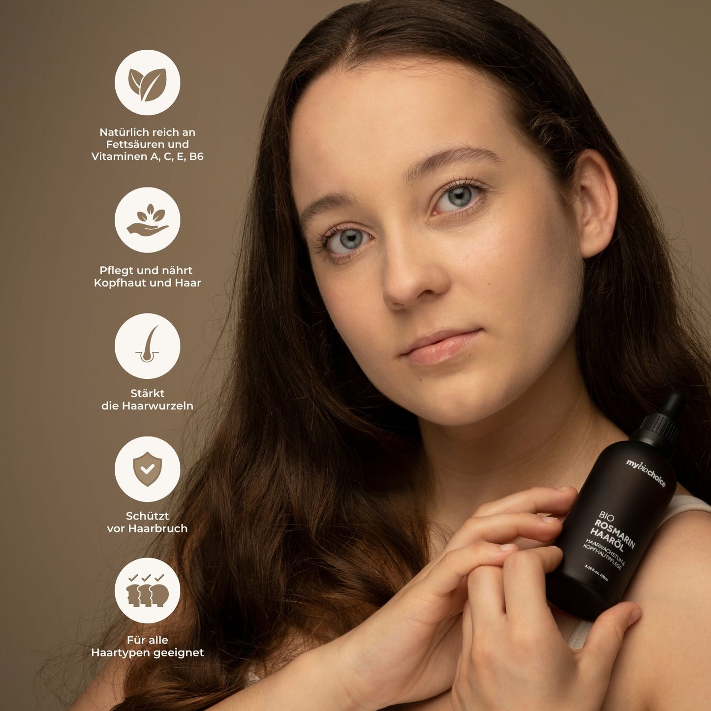 Junge Frau mit langen Haaren präsentiert mybiochoice Bio Rosmarin Haaröl. Daneben sind fünf Vorteile des Produkts dargestellt: reich an Fettsäuren und Vitaminen (A, C, E, B6), pflegt Kopfhaut und Haar, stärkt die Haarwurzeln, schützt vor Haarbruch und ist für alle Haartypen geeignet.